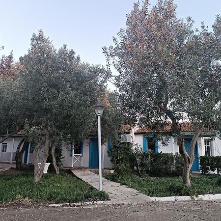 Teos Ormanci Tatil Koyu Hotel Seferihisar Exterior photo
